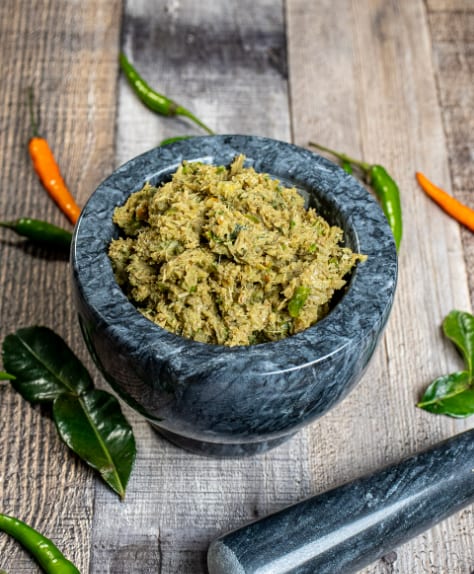 Green curry paste (Nam-phrik kaeng khiaw-waan)